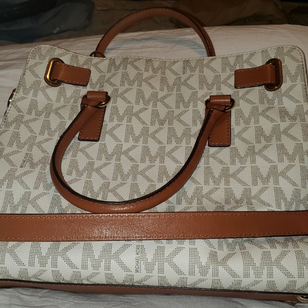 Cartera - Picture 4 of 7
